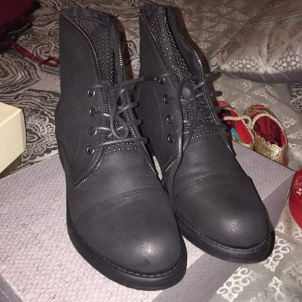Black Booties